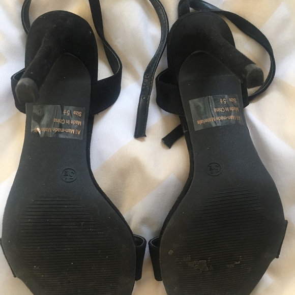 Fashion nova sandals - Picture 3 of 3